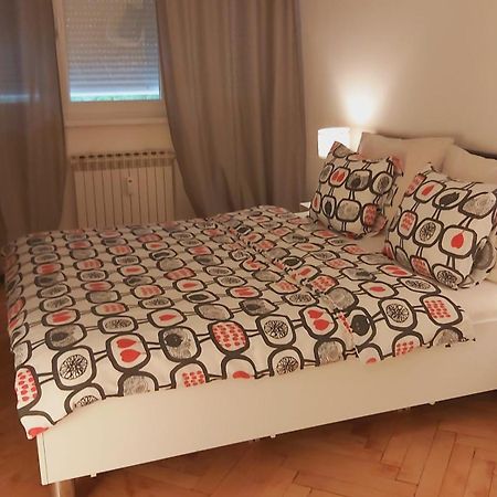 Apartment Sarita Загреб Екстериор снимка